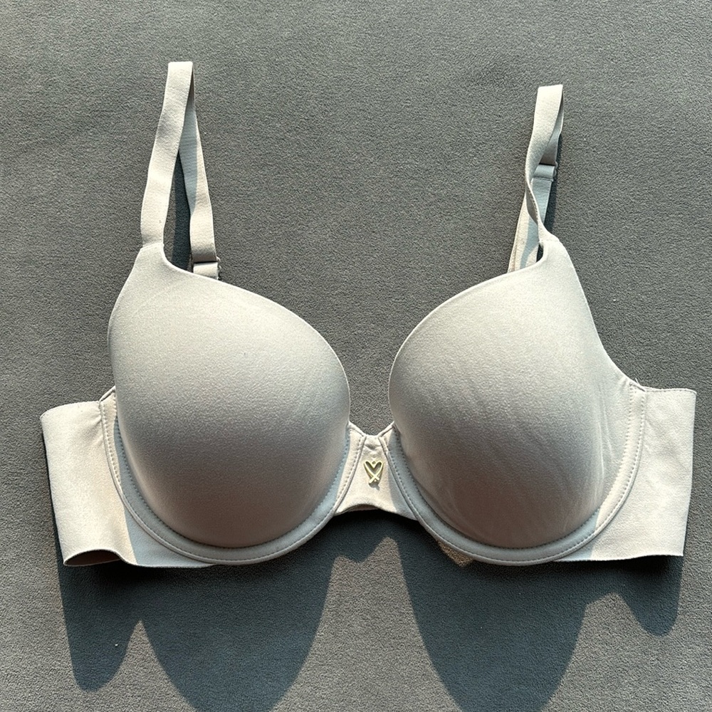 Victoria’s Secret Lighly Lined Demi Bra